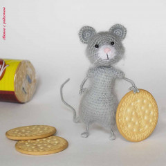Мышь с печеньем.jpg