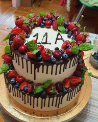 IMG_20210629_031521_675.jpg (96.91 КБ) 11290 просмотров Этот пекла на выпускной дочери