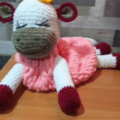 IMG-20241112-WA0066.jpg (208.27 КБ) 8781 просмотр Отличная пижаница была связана в год быка.<br />Не помню автора мк