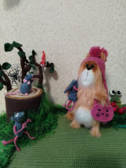 IMG_20250213_213757_916.jpg (242.07 КБ) 13387 просмотров Долго смотрела на этого котейку в Pintereste. Очень зацепил. Описание не нашла. Решила попробовать свои силы. Получился вот такой котеичка 19 см. . И я его люблю.