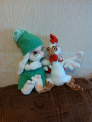 ukORO5ZdU7o.jpg (110.38 КБ) 24460 просмотров Подружка петушка , зайка связана по мастер классу Ксении Ремневой