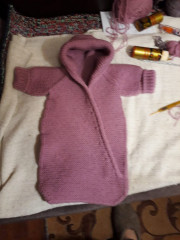 IMG-20220130-WA0000.jpg (106.62 КБ) 6231 просмотр Рабочее фото ещё без пуговиц, для внученьки