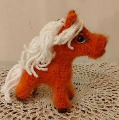 #брелоки поняшка и лошадка