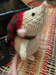 D2A5FE11-C91F-4F90-8226-1847F9E2B546.jpeg (253.71 КБ) 1883 просмотра Мышь в колпаке)