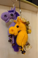 #брелоки поняшка и лошадка