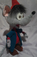 Мой крысеныш. К сожаленю автора не помню. Давно вязала.