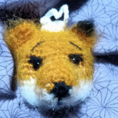 Вязала в онлайне с мастером Наталья Балык . Шарик на ёлку лисичка