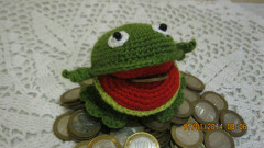 ЛЯГУШЕЧКА денежная (идея Ирины Фельк, но разработка моя) (2014).jpg (162.47 КБ) 251 просмотр ЛЯГУШЕЧКА денежная (2014)<br />Описание от Ирины Фельк, но у неё лягушечка получалась очень маленькая, а я люблю, чтобы игрушки, всё-таки, были не мелкие. Поэтому пришлось всё переделывать.