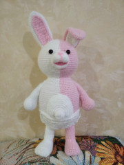 Связала, а потом одевала постепенно.