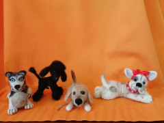 IMG_20201112_124426.jpg (184.28 КБ) 11296 просмотров Пробовала валяние, подсматривала идеи в интернете.но вязать понравилось больше.