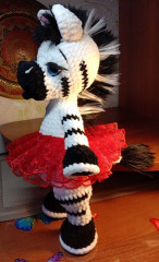 Зеброчка.jpg (324.97 КБ) 4416 просмотров Зеброчка из плюшевой пряжи. МК Евгении Мазуренко