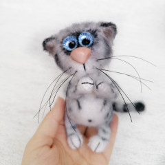 IMG_20210820_100423-01.jpeg (128.65 КБ) 5197 просмотров Котик по МК Марины Мохиревой