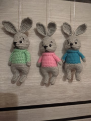 IMG_20220613_230026.jpg (151.83 КБ) 5395 просмотров А эти малыши связаны по мк @IRIS TOYS. Вязать по её мк легко и одно удовольствие.