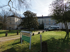 IMG_20230315_094450.jpg (386.9 КБ) 12482 просмотра Шато (старая часть русского дома)