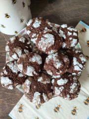 20230322_141050.jpg (340.78 КБ) 10427 просмотров Это я хвастаюсь печеньками на ТАРЕЛКЕ ;-)