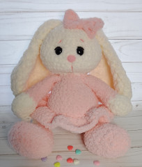 IMG_20221214_133853-01.jpeg (55.54 КБ) 7977 просмотров Зайка мимимишная. Связана, насмотревшись бесплатных МК на просторах интернета.