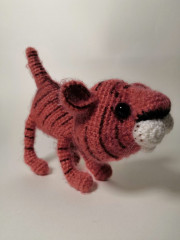 UzheaYSbnzg.jpg (78.78 КБ) 6876 просмотров Тигрёнок Волька по МК Елены Ермак